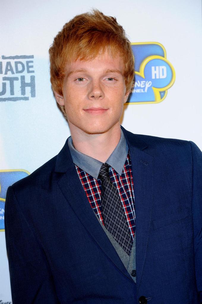 Adam Hicks Signo del Horoscopo Sagitario